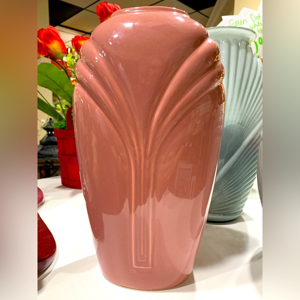 Dusty Pink Vintage 1980s Art Deco Revival Vase